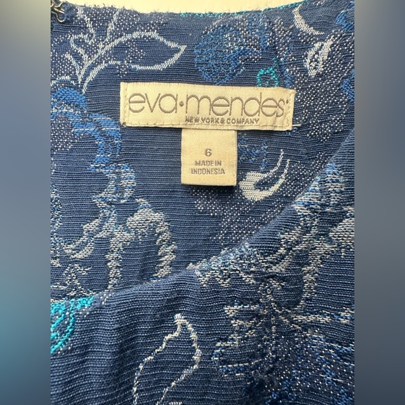 Eva Mendes Blue Floral Dress Sleeveless Size 6 - Picture 3 of 8